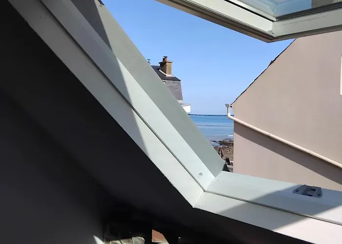Yport, Maison De Pecheur Avec Jolie Terrasse.